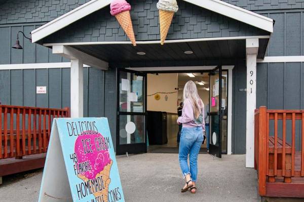 Pit Stop outside sign