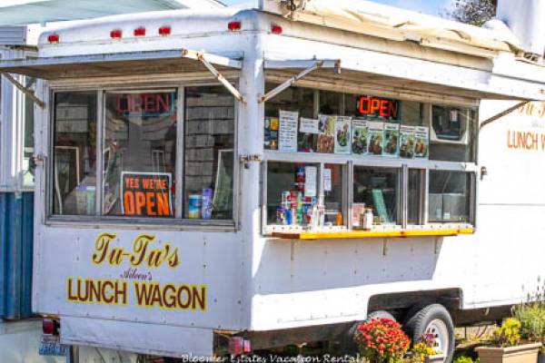 Tu Tu's Lunch Wagon In Ocean Park WA