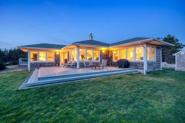 Heron's Nest in Ocean Park, Washington