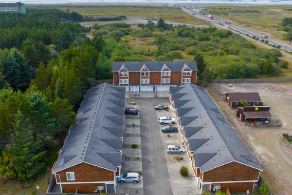 Commons in Long Beach, Washington