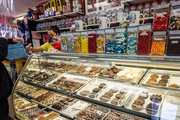 Candy Store in Downtown Long Beach, WA