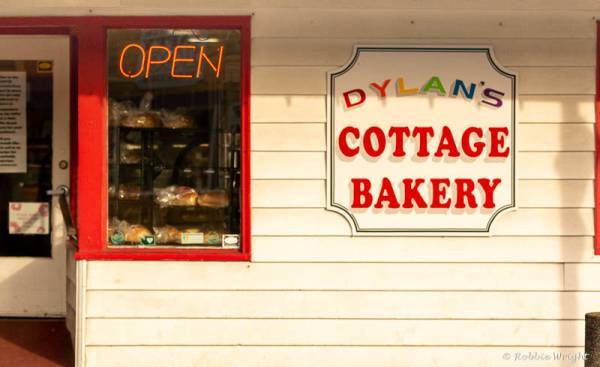 People love Cottage Bakery for their fresh patries, coffee and sandwiches Cottage Bakery in downtown Long Beach is a local favorite