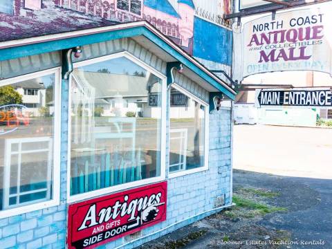 North Coast Antique mall in Seaview Washington