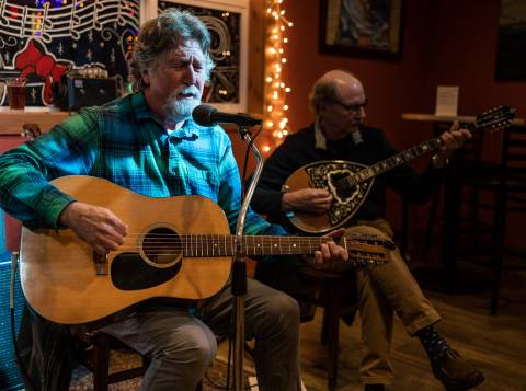 Musicians Duet Live Music - Long Beach Peninsula