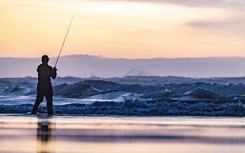 Surf fishing at Beards Hollow Long Beach WA