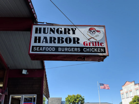 Hungry Harbor Grille Long Beach WA