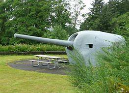 For Columbia Chinook, WA big WWII gun Fort Columbia gun