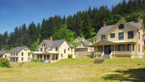 Fort Columbia State Park Buildings