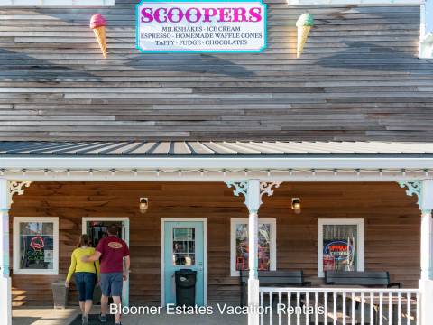 Scooper has a huge selection of ice creams and candies Scoopers Downtown Long Beach, WA