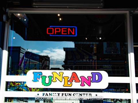 Funland arcade in Long Beach Washington Coast Funland arcade