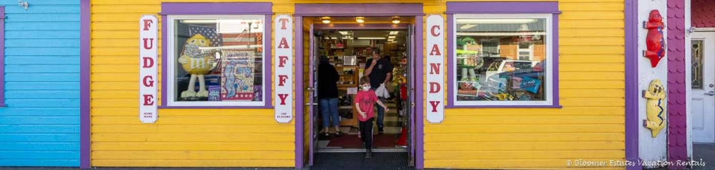 Candy Man Shop downtown Long Beach WA